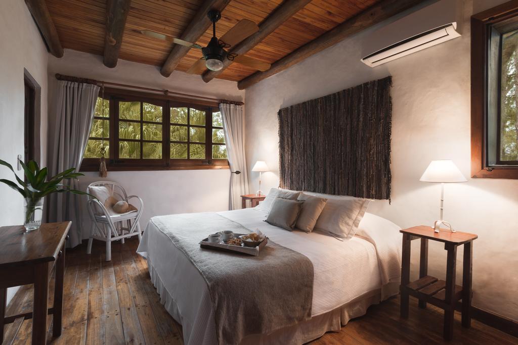 Nande Reta Hotel Colonia Carlos Pellegrini  Bilik gambar